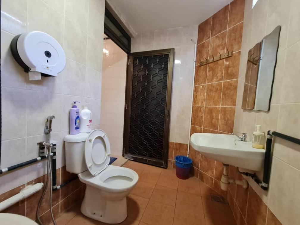 Mg Casa Inn - Mutiara Gurney George Town Zewnętrze zdjęcie